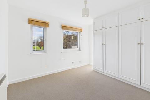 23 Beaulands Close, Cambridge, CB4 1JA