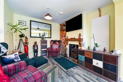 22 Ashfield Road, Andover, SP10 3PE