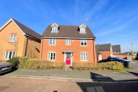 6 bedroom detached house for sale, Rockery Close, Leicester LE5