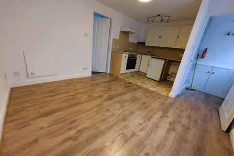 1 bedroom flat to rent, Victoria Street, Montrose DD10