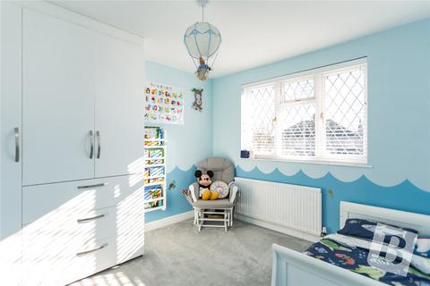 26 Helmsdale Road, Romford, RM1 4DW