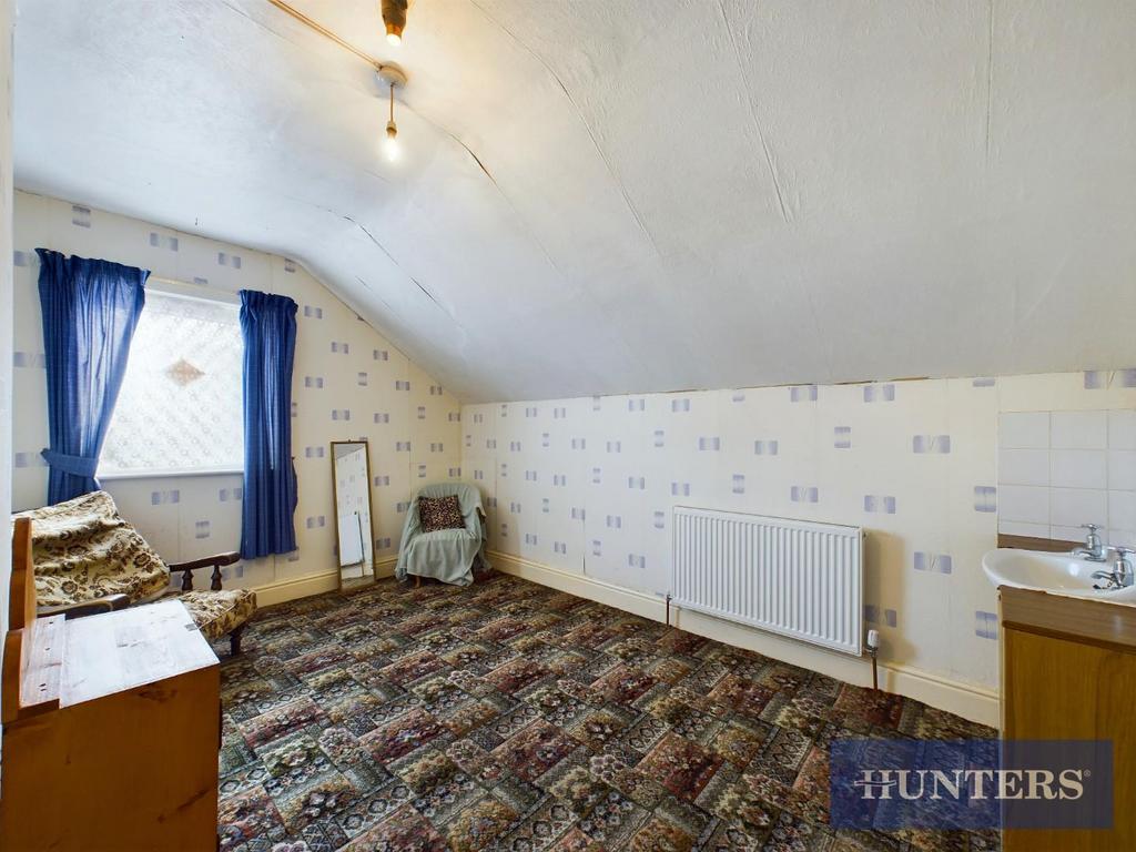 CAM03696 G0-PR0427-STILL005.jpg