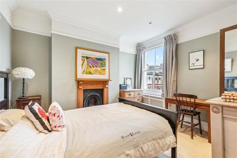 4 bedroom end of terrace house for sale, Barmouth Road, London, SW18