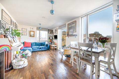 2 bedroom apartment for sale, Southern Row, London, W10