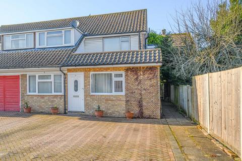 5 bedroom semi-detached house for sale, Kings Close, Walton-on-Thames, KT12