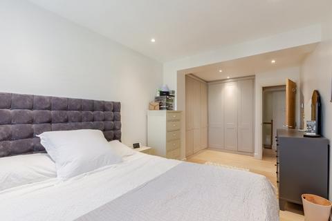 172 Brixham Road, Welling, DA16 1EJ