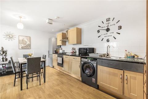 2 bedroom apartment to rent, Lewis Gardens, London, N16