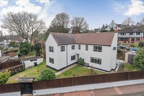 4 bedroom detached house for sale, Tiepigs Lane, Hayes