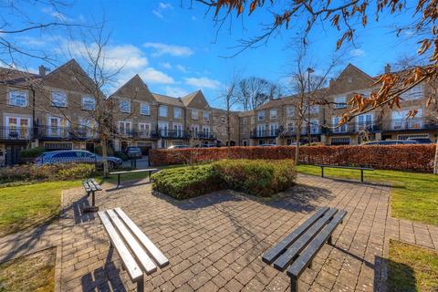 2 bedroom flat for sale, 31 Bluecoat Rise, Brincliffe, Sheffield