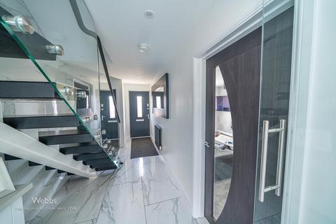 9 Simmons Drive, Hednesford, Cannock, WS12 4XH