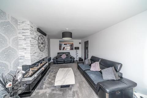 9 Simmons Drive, Hednesford, Cannock, WS12 4XH