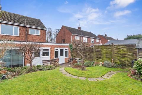 3 bedroom semi-detached house for sale, Cheyne Walk, Kettering NN15