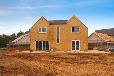 4 bedroom detached house for sale, Pipistrelle Drive, King's Lynn PE33