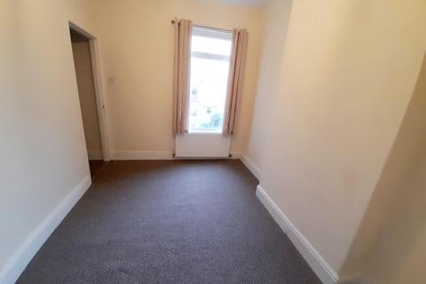 2 bedroom house to rent, Campbell Street, Gainsborough