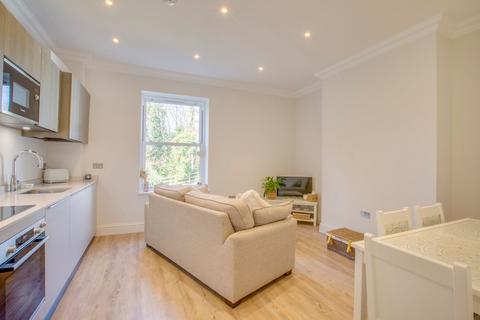 1 bedroom flat for sale, London Road, Loudwater, HP10