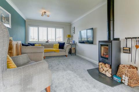 28 Beechlea, Stannington, Morpeth, NE61 6HN