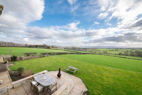 4 bedroom farm house for sale, Lodge Lane, Liversedge, WF15