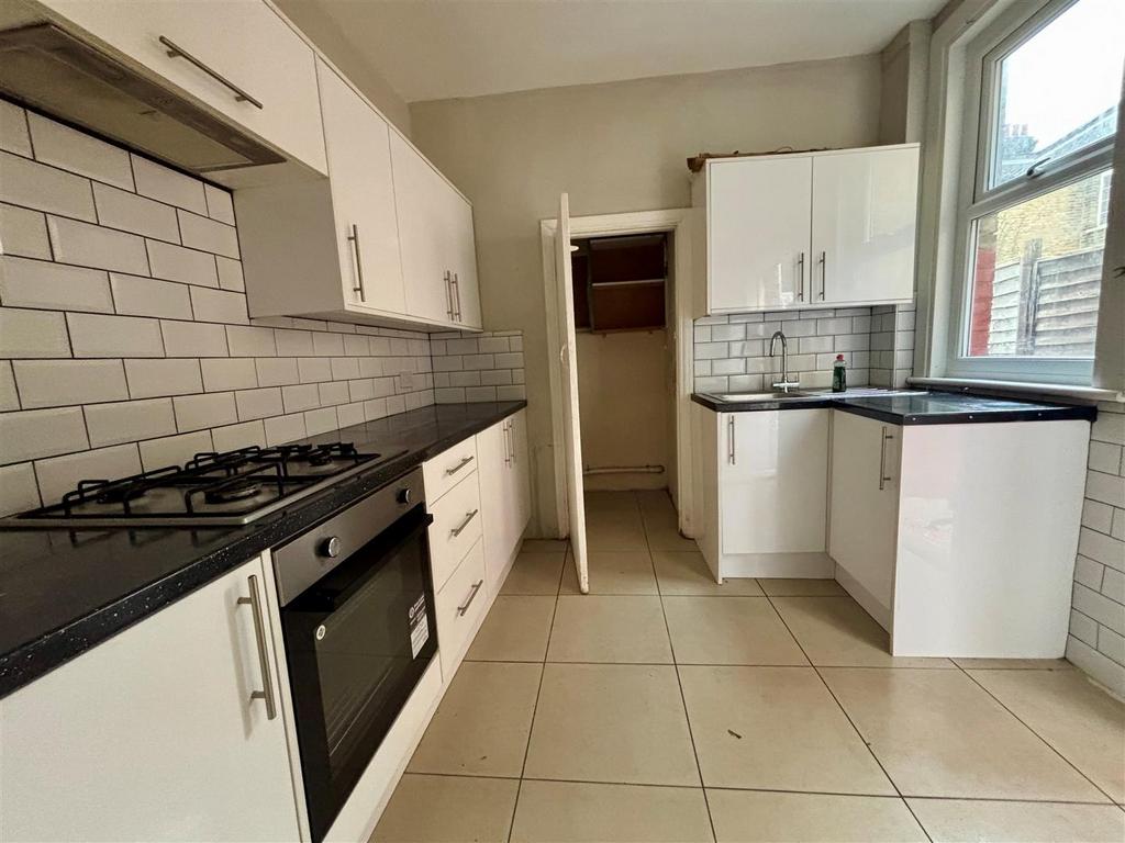 Kitchen.jpg
