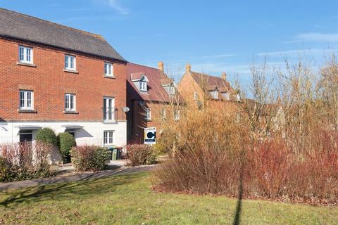 2 bedroom townhouse for sale, Harlow Crescent, Oxley Park, Milton Keynes