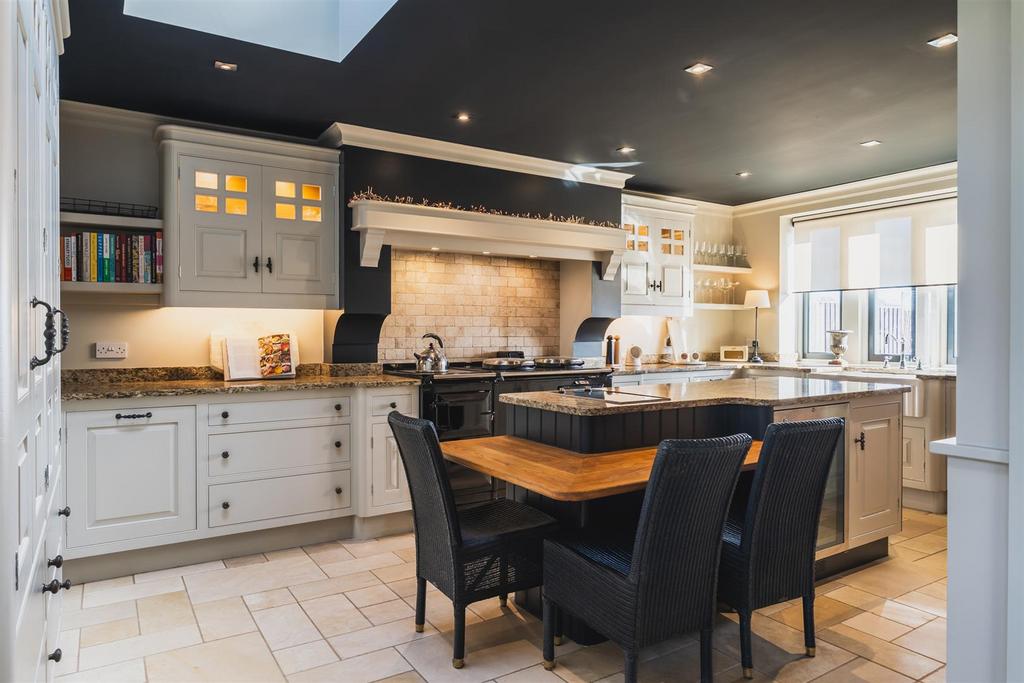 Breakfast Kitchen
