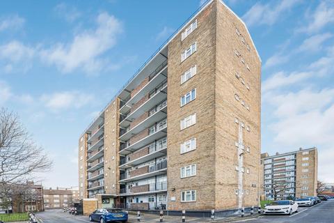 1 bedroom flat for sale, Lowth Road, London, SE5