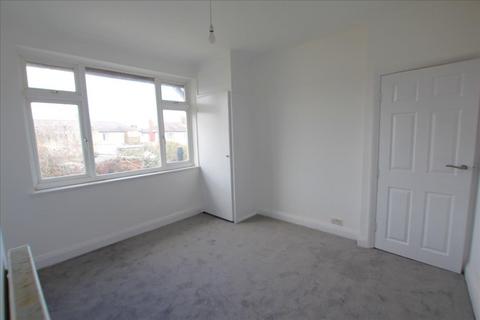 2 bedroom flat to rent, White Hart Lane, Tottenham, London, N17