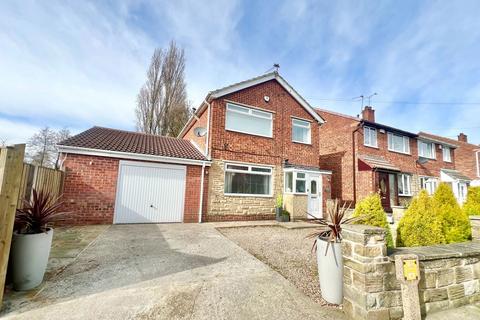 3 bedroom detached house for sale, Park Close, Staincross, S75 6BY