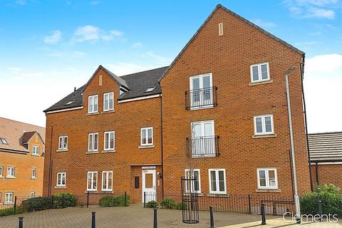 2 bedroom flat for sale, Linnet Road, Apsley, Hemel Hempstead HP3