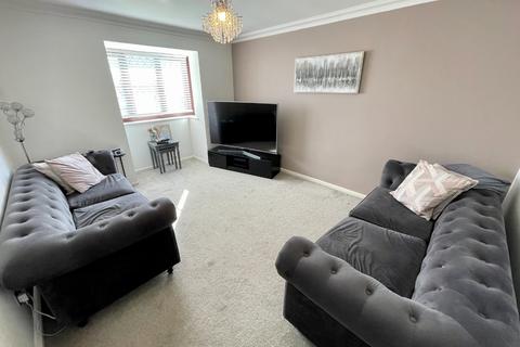 3 bedroom detached house for sale, Albury Close, Luton, Bedfordshire, LU3 4AY