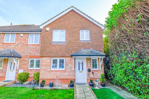 3 bedroom end of terrace house for sale, Ambleside Avenue, Walton-on-Thames, KT12