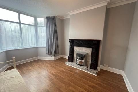 2 bedroom apartment to rent, Kenilworth Gardens, Blackpool