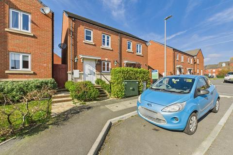 2 bedroom semi-detached house for sale, Stryd Bennett, Llanelli