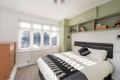 77 Dunwich Road, Bexleyheath, DA7 5EN