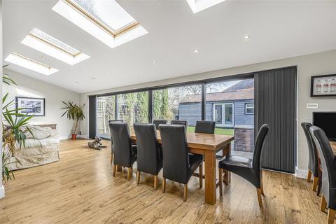 5 bedroom semi-detached house for sale, Denehurst Gardens, Richmond, TW10