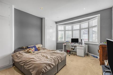 36 Denehurst Gardens, Richmond, TW10 5DL