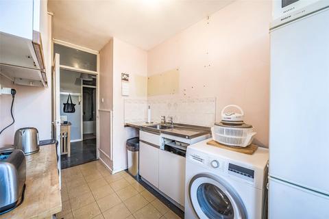 1 bedroom apartment for sale, West Drive, London SW16
