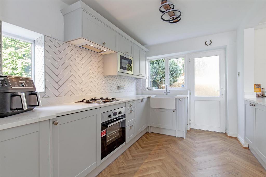 Kitchen-1.jpg