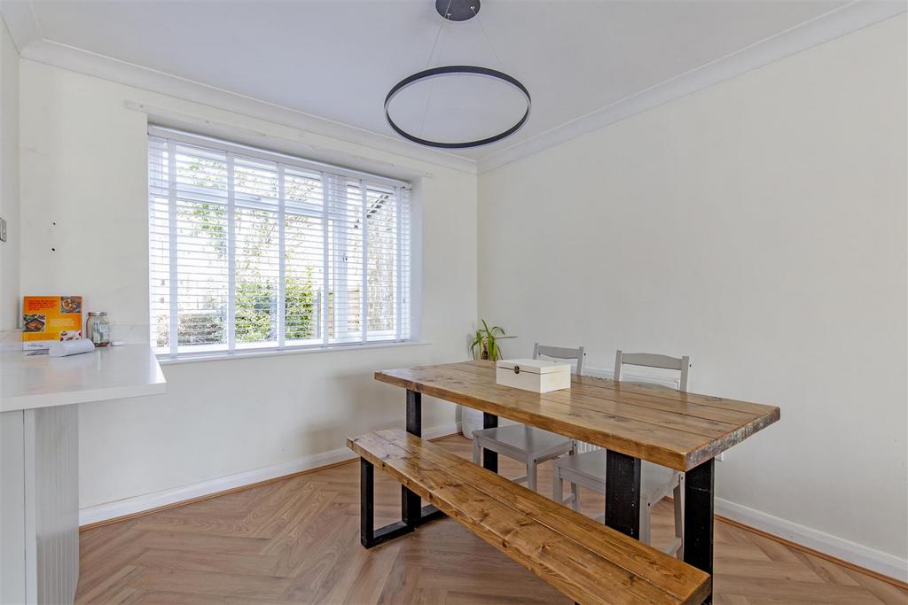 Dining Room-1.jpg