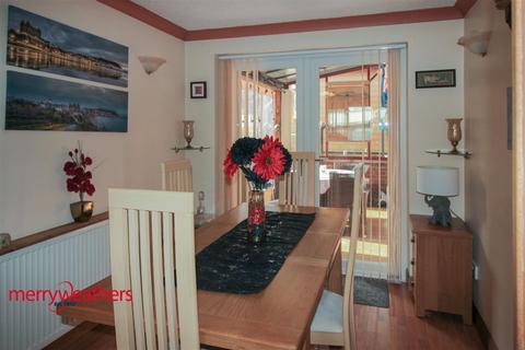 3 bedroom townhouse for sale, Guilthwaite Crescent, Whiston, Rotherham