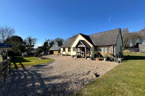 4 bedroom detached house for sale, Eythorne Road, Shepherdswell CT15