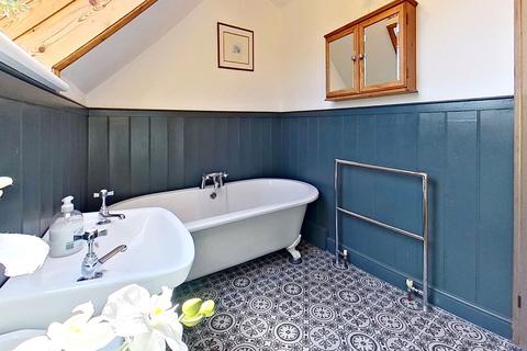 Springfield Eythorne Road, Shepherdswell, Dover, CT15 7PW