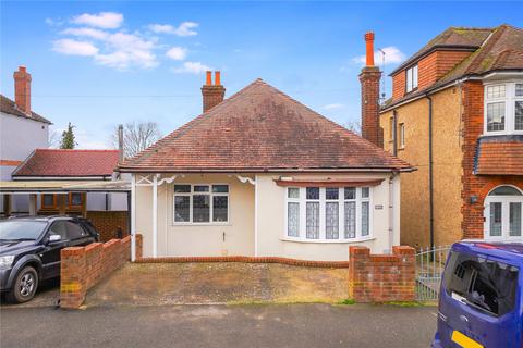 4 bedroom bungalow for sale, Third Avenue, Gillingham, Kent, ME7