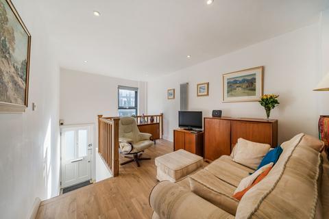 3 bedroom end of terrace house for sale, Musgrove Road, London, SE14