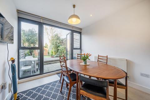 3 bedroom end of terrace house for sale, Musgrove Road, London, SE14