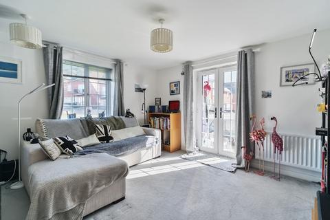 16 Ampthill Way, Faringdon, SN7 7LE