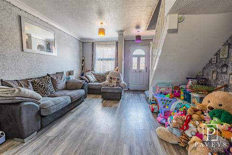 2 bedroom terraced house for sale, Beverley Drive, Kirby Cross, Frinton-On-Sea