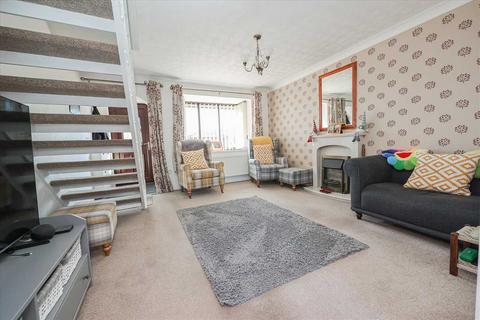 2 bedroom semi-detached house for sale, Graveley Close, Doddington Park