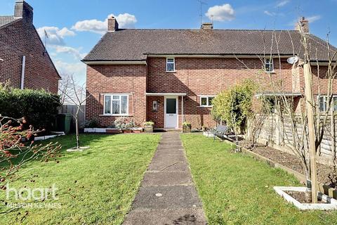 3 bedroom semi-detached house for sale, Granborough Road, Winslow