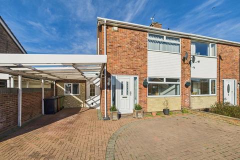 3 bedroom semi-detached house to rent, Horner Close, Lincoln