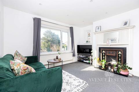 2 bedroom apartment for sale, St. Albans Avenue, Bournemouth BH8